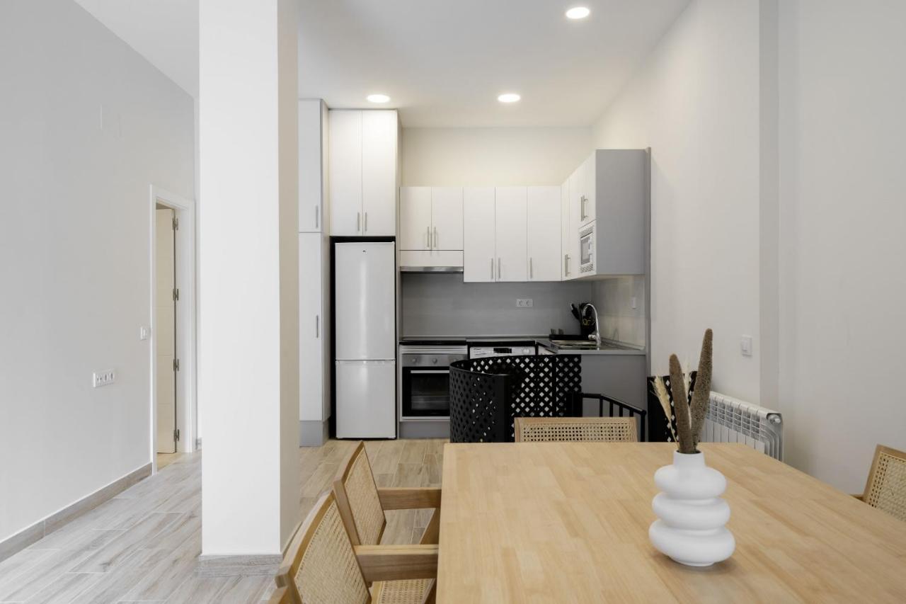 Amplio Duplex Reformado Alquiler Temporal Appartement